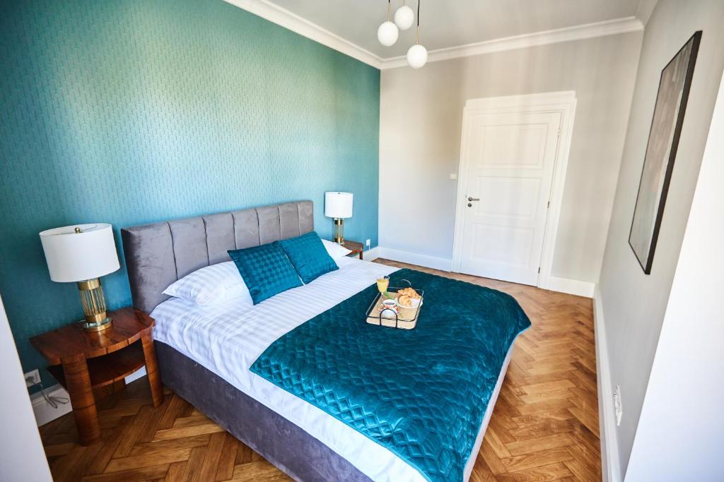Posteľ alebo postele v izbe v ubytovaní Art Deco Apartament dla 6 osób Chorzów/Katowice 6A