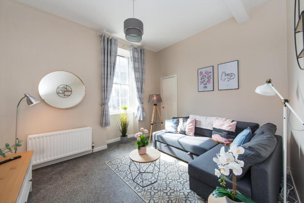 Zona d'estar a Downtown and central 1 bed in Edinburgh, sleeps 4