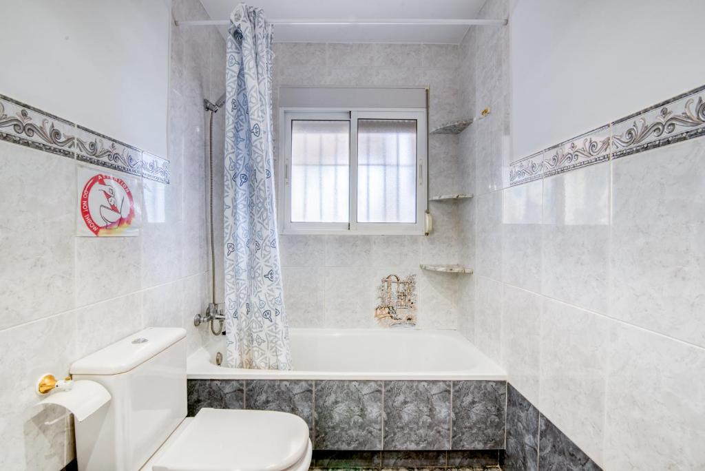 A bathroom at Chalet Villa Bonavista