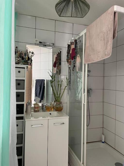 Zdjęcie z galerii obiektu Petit appartement douillet w mieście Martres-de-Veyre