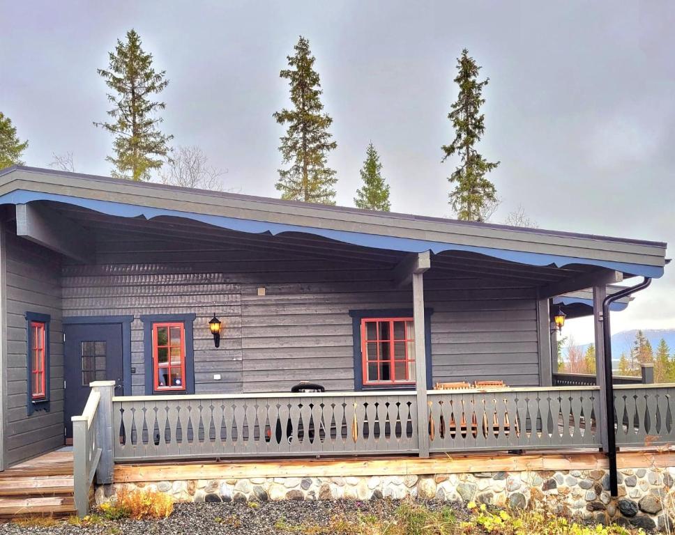 Mountain Holiday Homes - Ottsjö, Trillevallen -Sweden - Three-Bedroom House