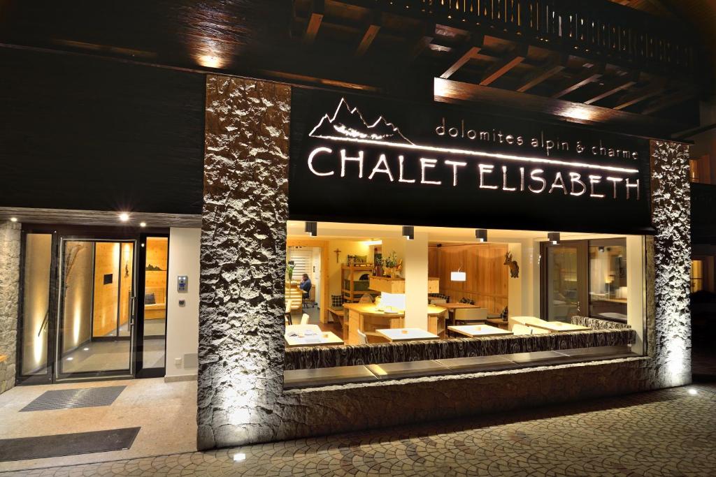 Fotografie z fotogalerie ubytování Chalet Elisabeth dolomites alpin & charme v Selva di Val Gardena