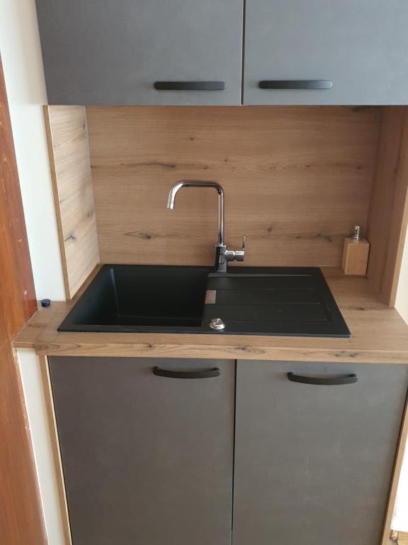 Kuchyň nebo kuchyňský kout v ubytování Bachschneider Apartments - by myNests