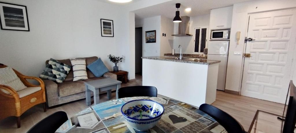 A kitchen or kitchenette at AP341 - Capri