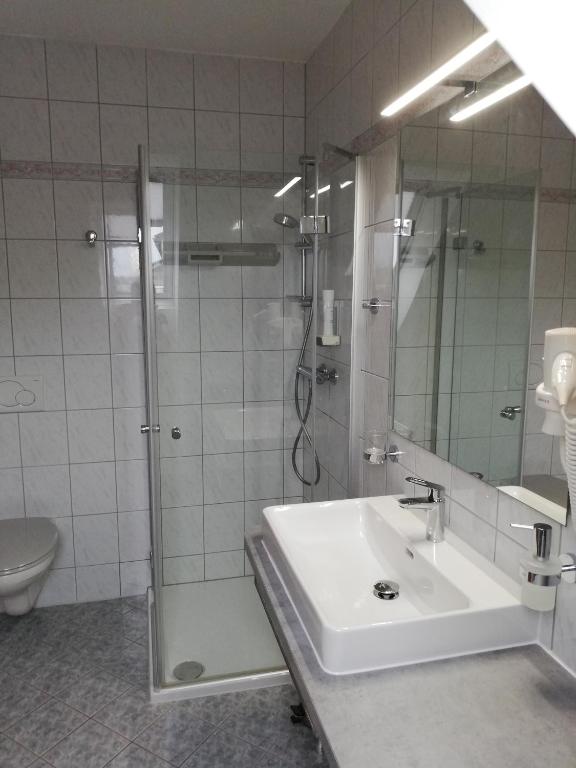 Koupelna v ubytování Landhaus Dampf