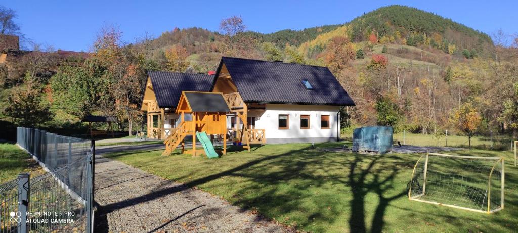 Výhľad na hory alebo výhľad na hory priamo z dovolenkového domu