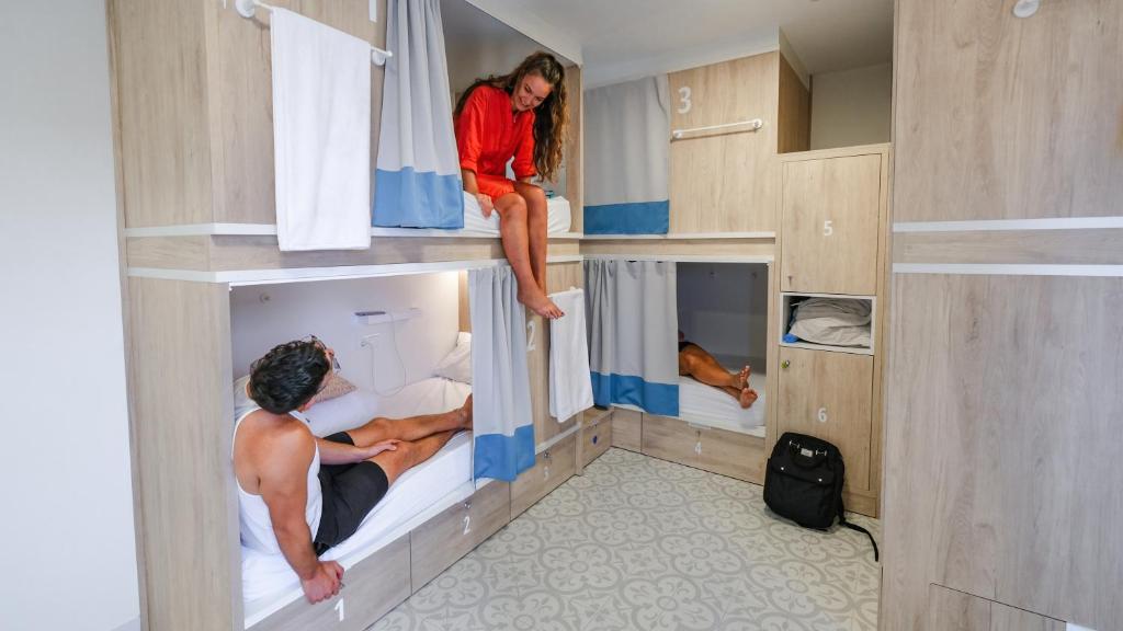 Kuchyň nebo kuchyňský kout v ubytování Veranera Hostel