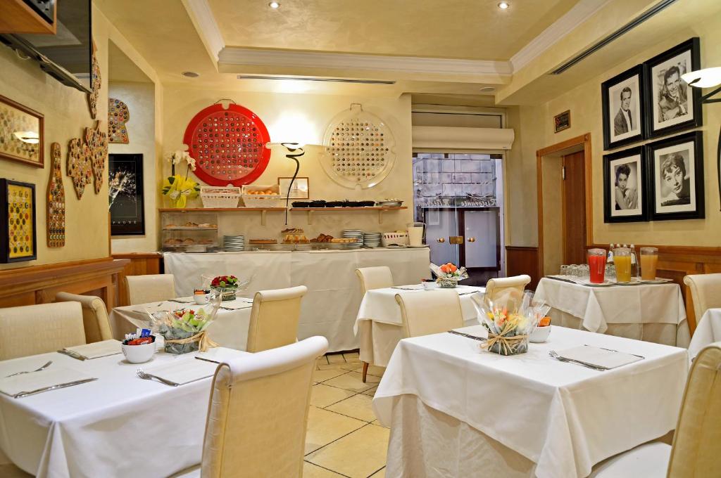Restaurace v ubytování Hotel Homs