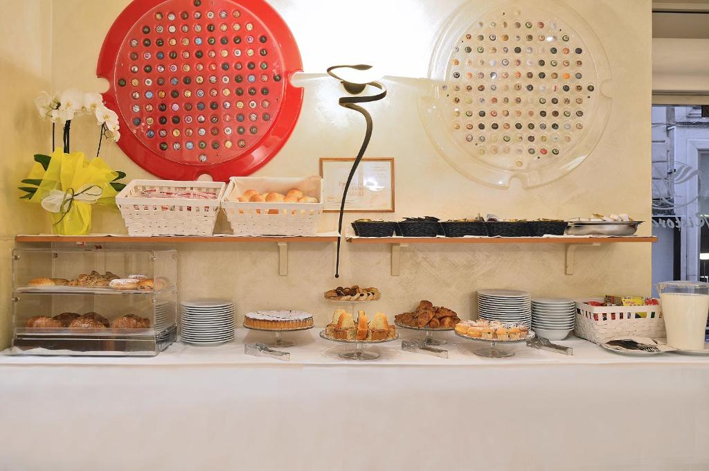 Hotel Homs - Resim 33