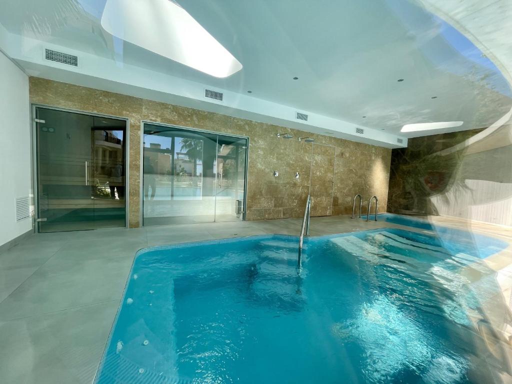 Allon Bay, Villajoyosa – Updated 2023 Prices