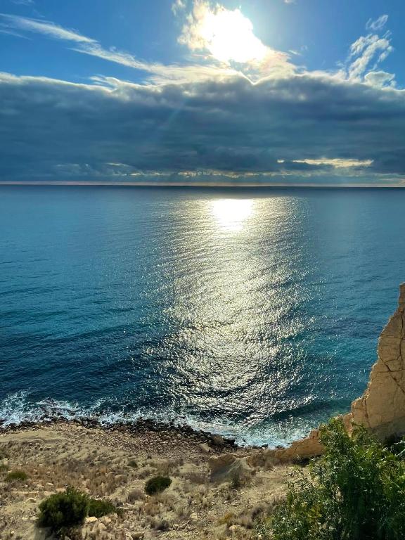 Fotografia z galérie ubytovania Casa con maravillosas vistas al mar v Alicante