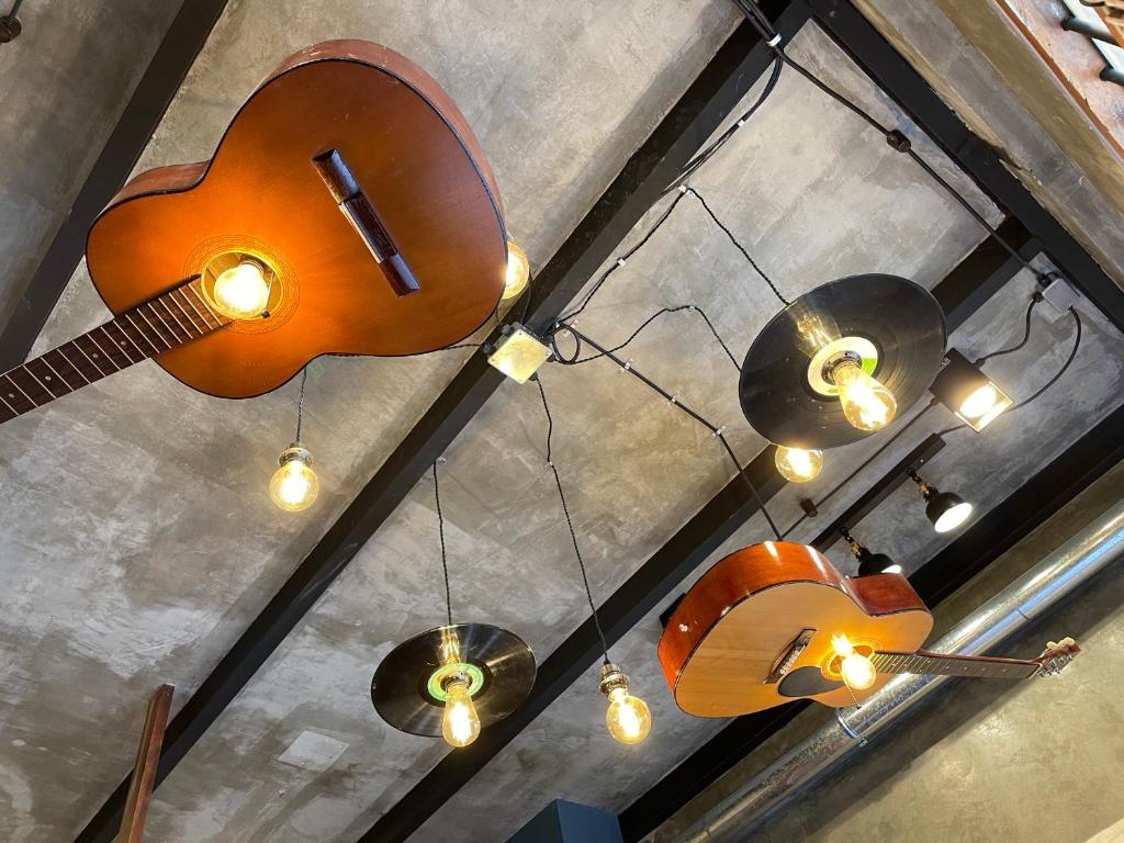 Central Old Town Cottage - 14