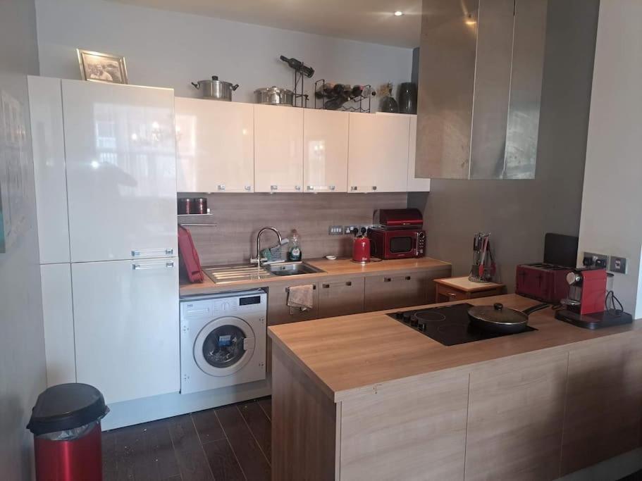 Flat near City Centre Liverpool 10 mins to Arena