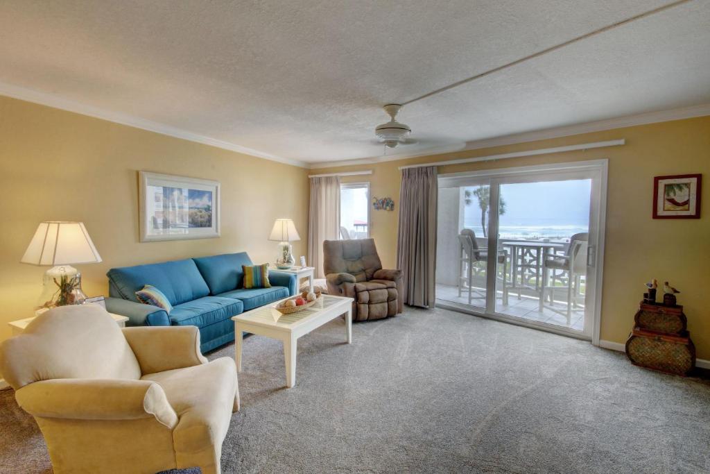 Χώρος καθιστικού στο El Matador 324 - Gulf front with beautiful views of the Gulf and pool