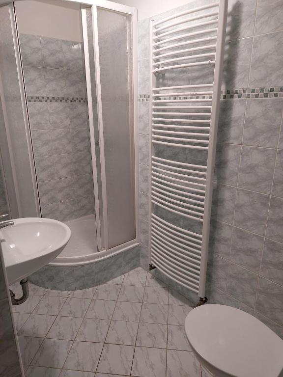 Łazienka w obiekcie Chalupa a apartmány Marika