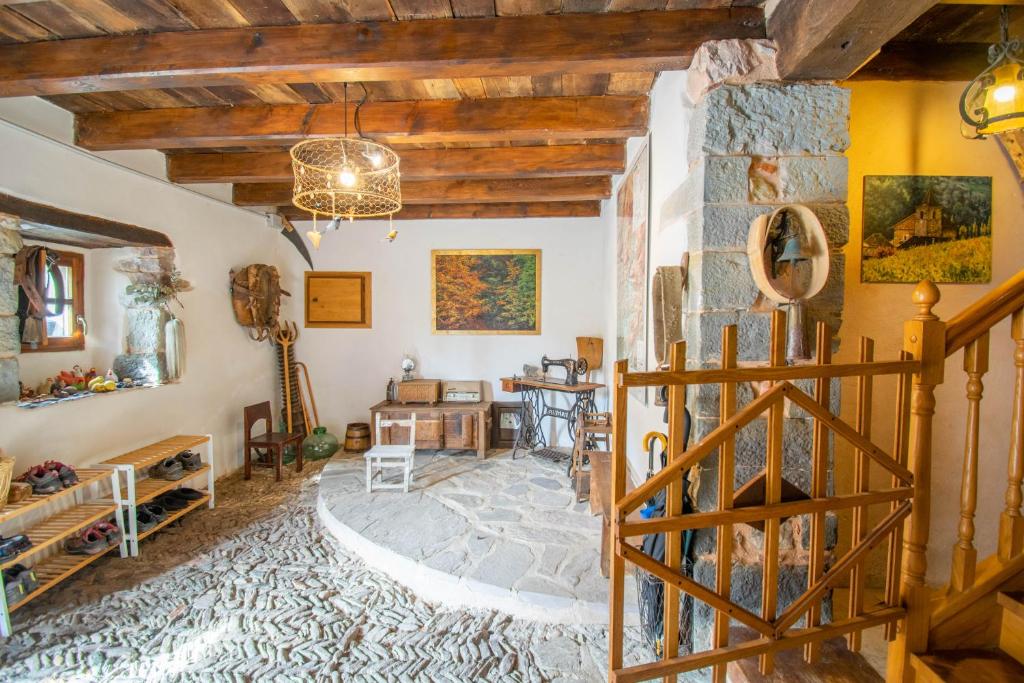 Fotografie z fotogalerie ubytování Casa Monaut, acogedores apartamentos a los pies de la selva de Irati v destinaci Saragüeta