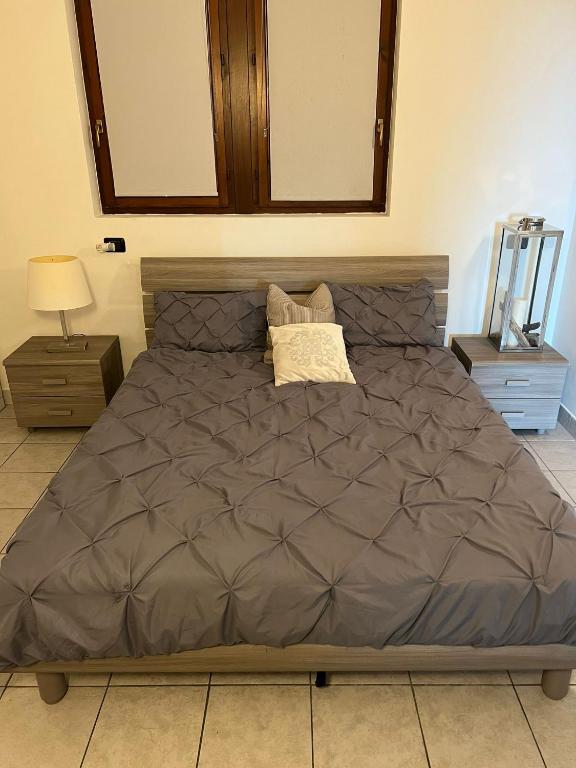 Postel nebo postele na pokoji v ubytování LakeView LakeComo, CIPRESSO 7, 4Seasons, Terrace, 30m to Lake! by STAYHERE-LAKECOMO
