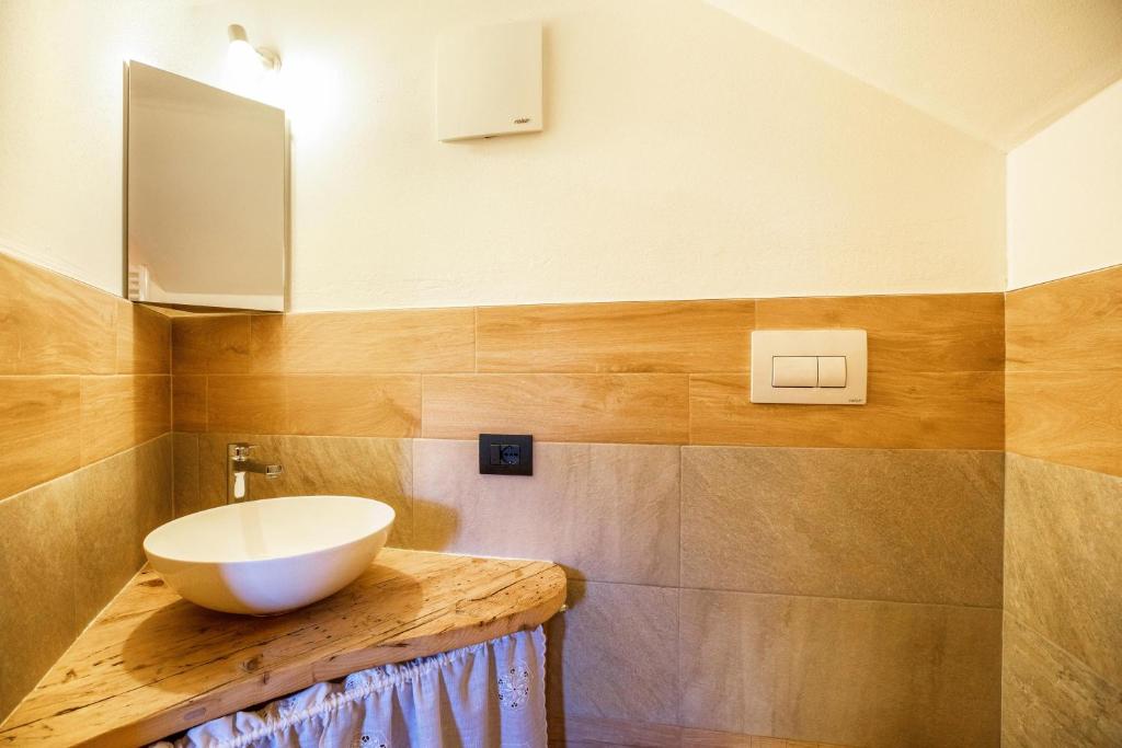 Kúpeľňa v ubytovaní Chalet Osmar Appartamento 2