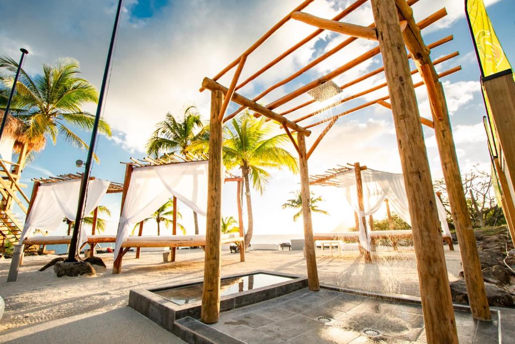 Fotografie z fotogalerie ubytování KAY TI'TINY T2 NEUF de STANDING MER & PISCINE v destinaci Le Diamant