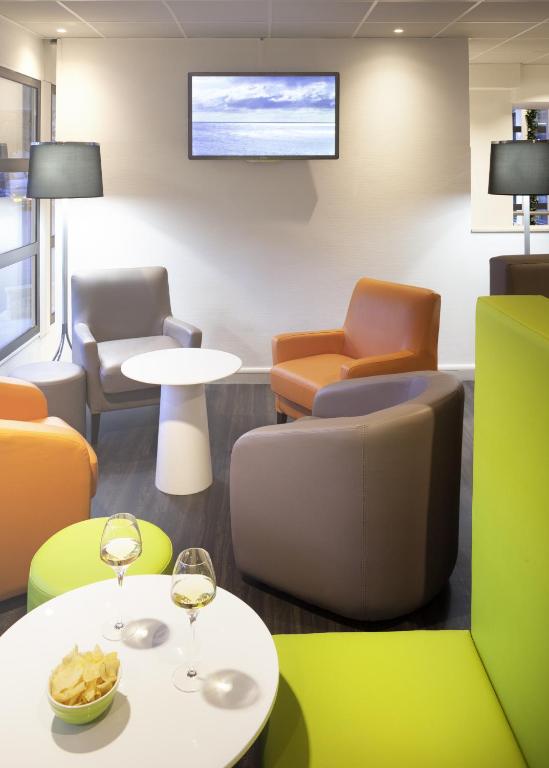 Posezení v ubytování ibis Styles Beaune Centre