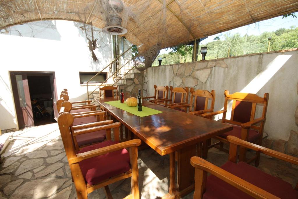 Zdjęcie z galerii obiektu Apartment Stari Grad 8780c w mieście Stari Grad