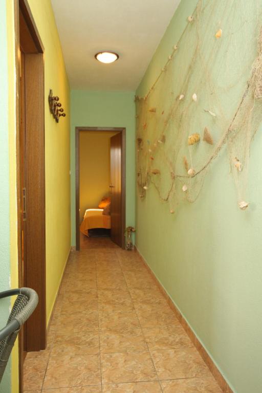 Zdjęcie z galerii obiektu Apartment Stari Grad 8780c w mieście Stari Grad