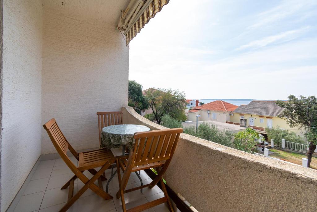 Balkón nebo terasa v ubytování Apartments by the sea Mandre, Pag - 3084