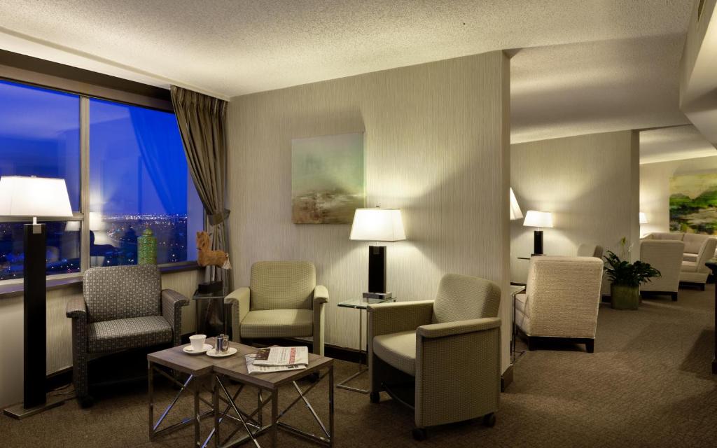 Chateau Lacombe Hotel - Resim 30