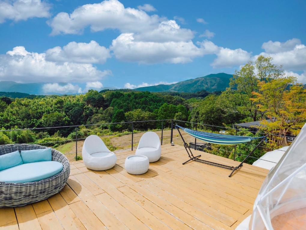 Nespecifikovaný výhled na hory nebo výhled na hory při pohledu z luxury tent