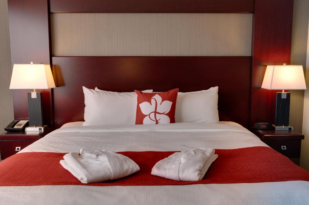 Chateau Lacombe Hotel - Resim 24