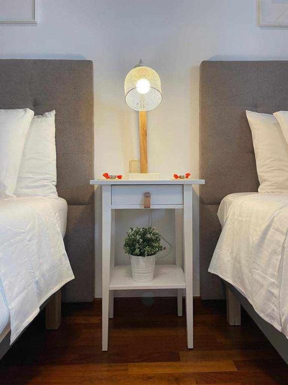 Postel nebo postele na pokoji v ubytování Holyhome villa cinema perfect for families