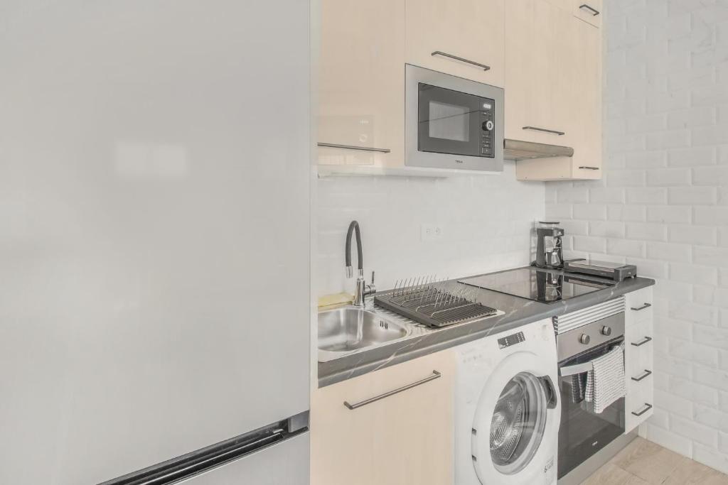 The Million Street Apartment - 8