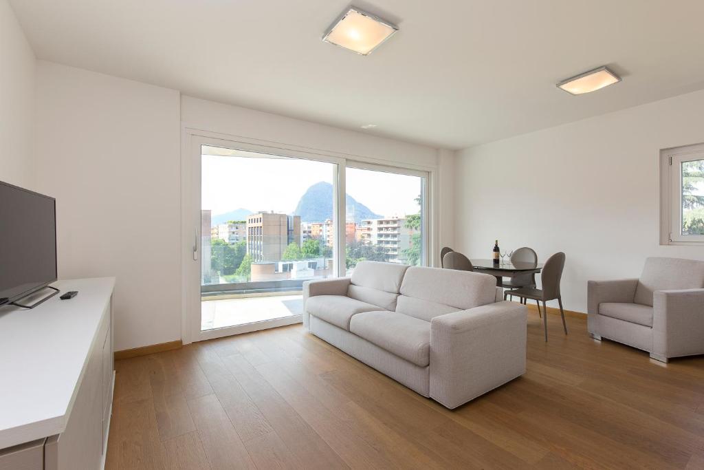 Roggia 16 by Quokka 360 - central flat with balcony - Квартира с одной спальней