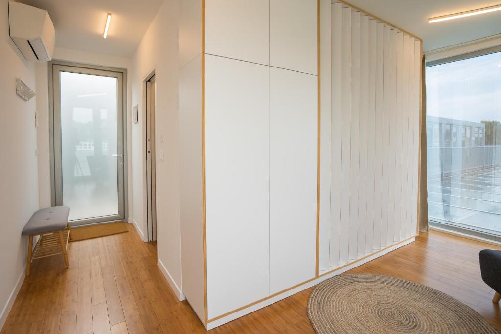 Sundeck botel - party boat - Resim 10