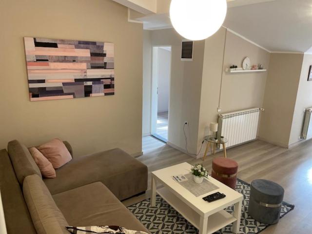 Apartman Maja Lux - Housity