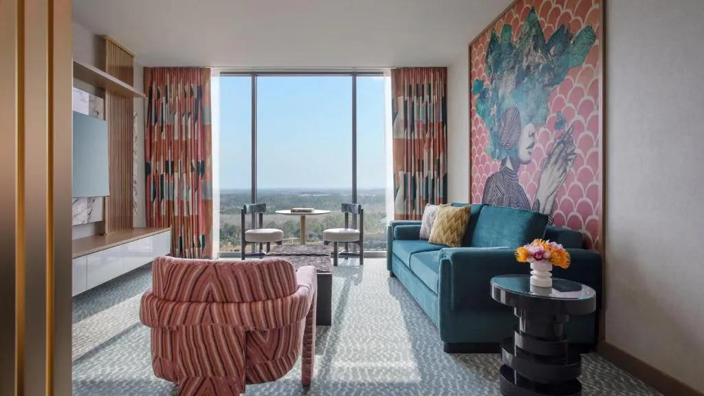 One Bedroom Balcony King Suite Accessible