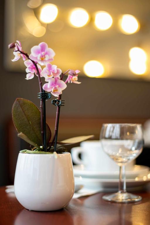 Hôtel Eiffel Rive Gauche - Resim 24