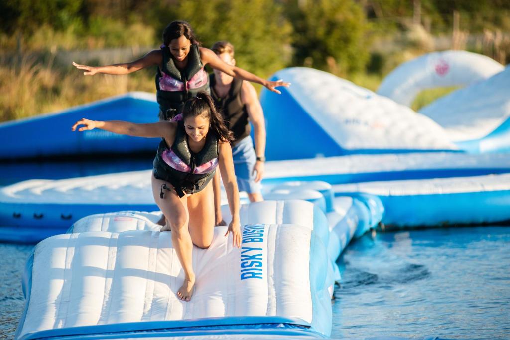 Lake Nona Wave Hotelの宿泊客
