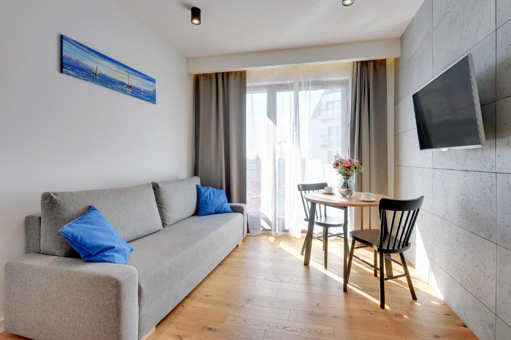 Televízia a/alebo spoločenská miestnosť v ubytovaní Apartments Jaglana with Parking & SPA