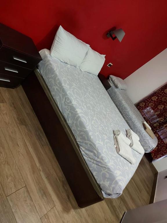 Cama o camas de una habitación en Hostal Corazón de Madrid