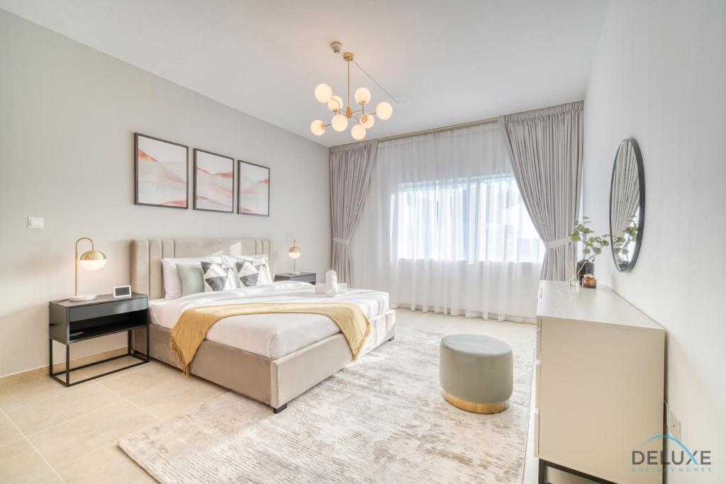 Postel nebo postele na pokoji v ubytování Opulent 1BR at MAG 218 Dubai Marina by Deluxe Holiday Homes
