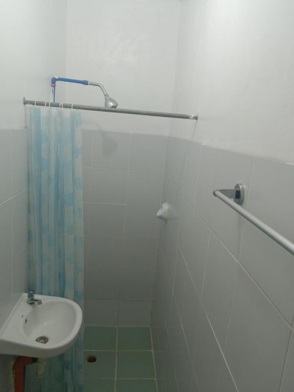 Bucana beachfront guesthouse 6