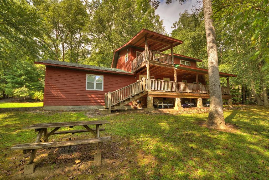 Toccoa River Escape Cuddleup, Mineral Bluff (updated prices 2024)