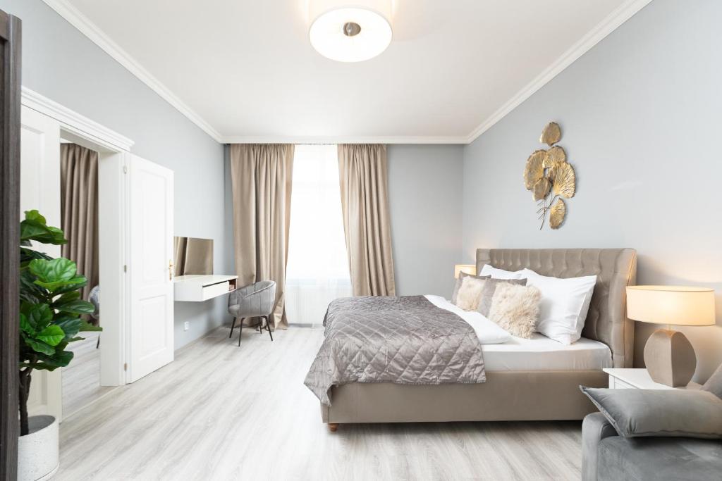 Posezení v ubytování Luxury Central 150m2 Apartment on Wencelas Square with Private Garage