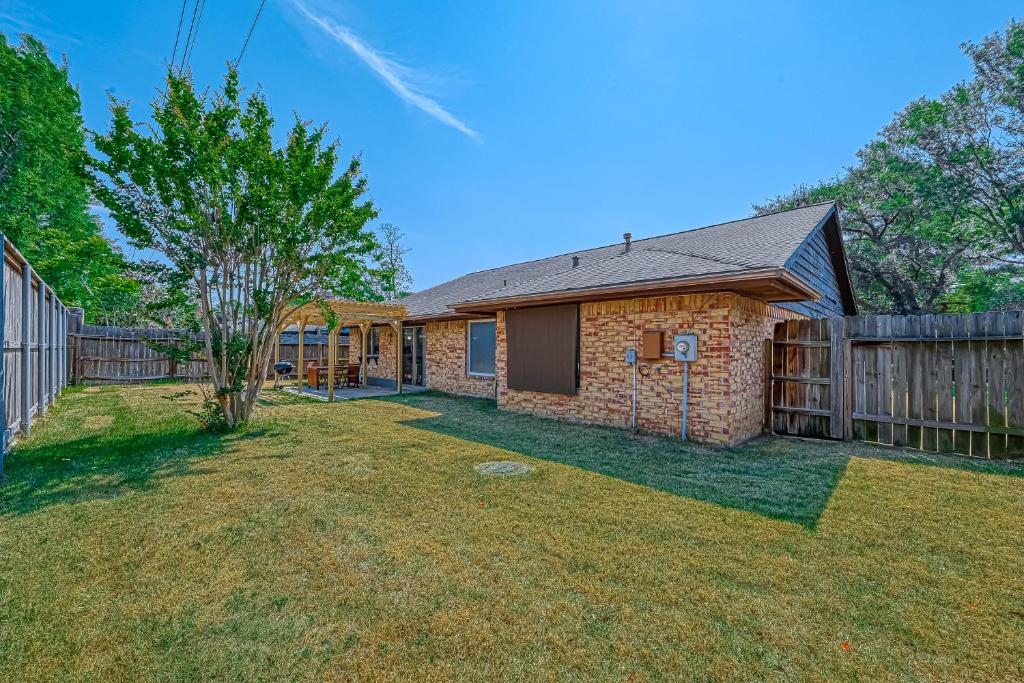 Fort Happy in Katy, 4BR 2 BT, Workcation, Pet Friendly, Katy (updated