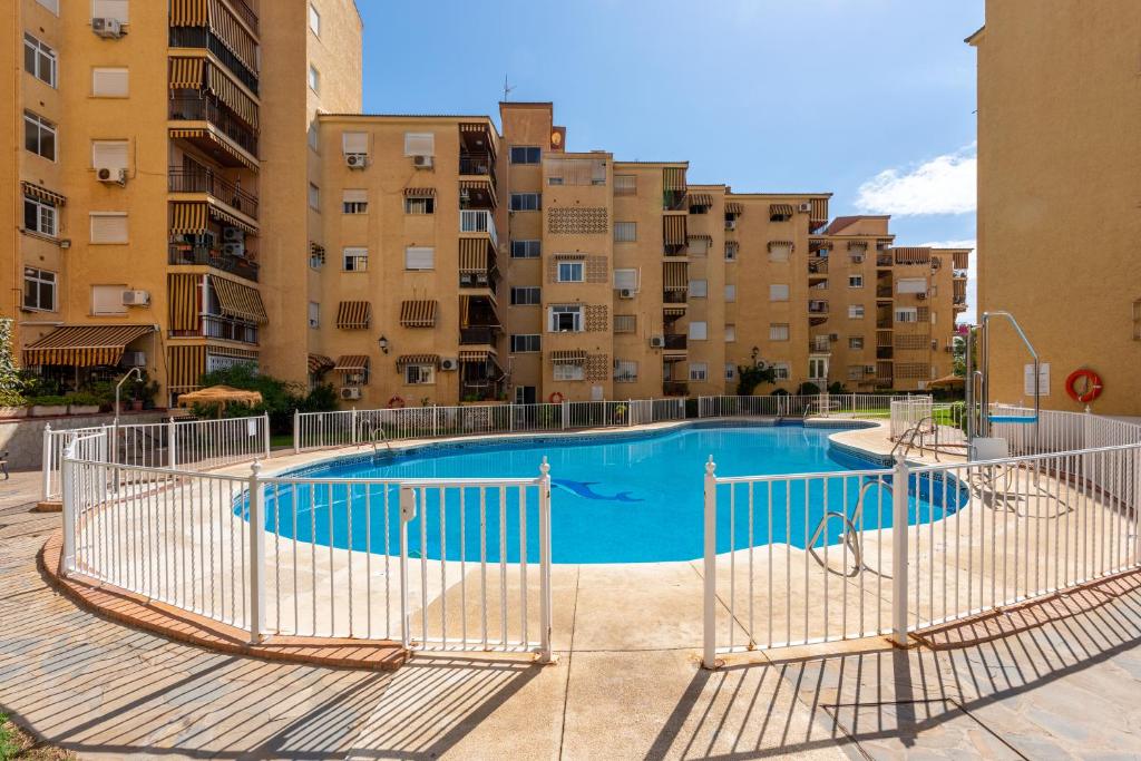 Bazén v ubytovaní WintowinRentals Increible Apartamento & Mejor ubicación alebo v jeho blízkosti
