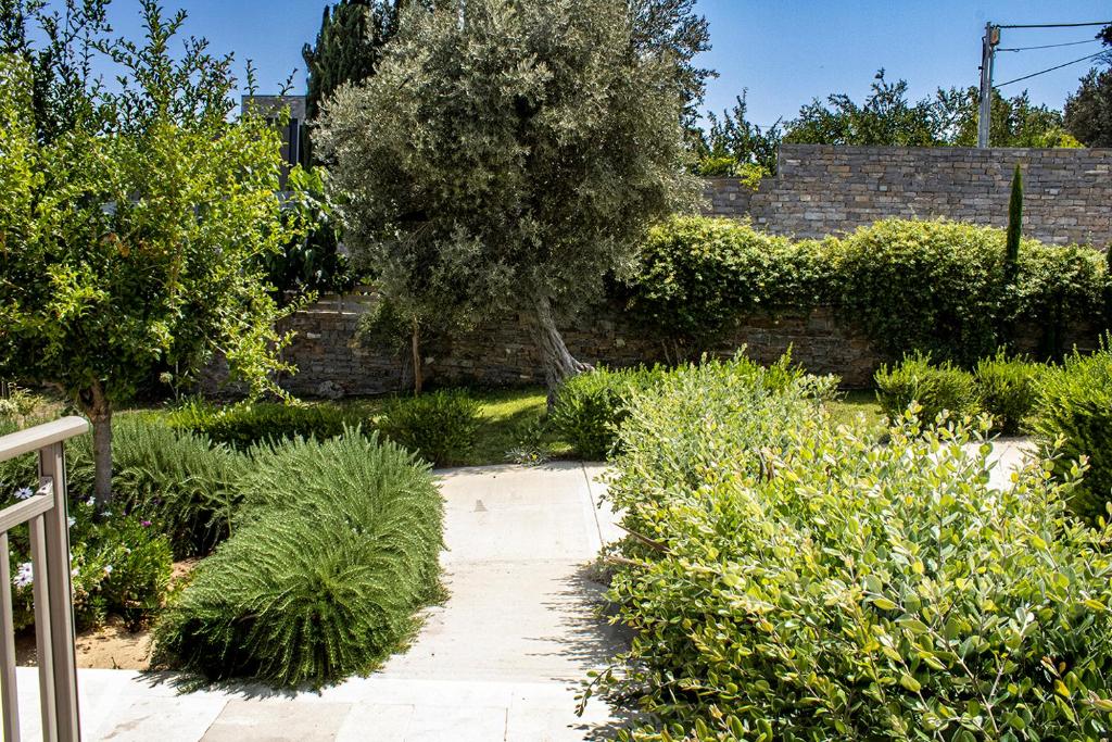 Zahrada ubytování Arion Krini villa