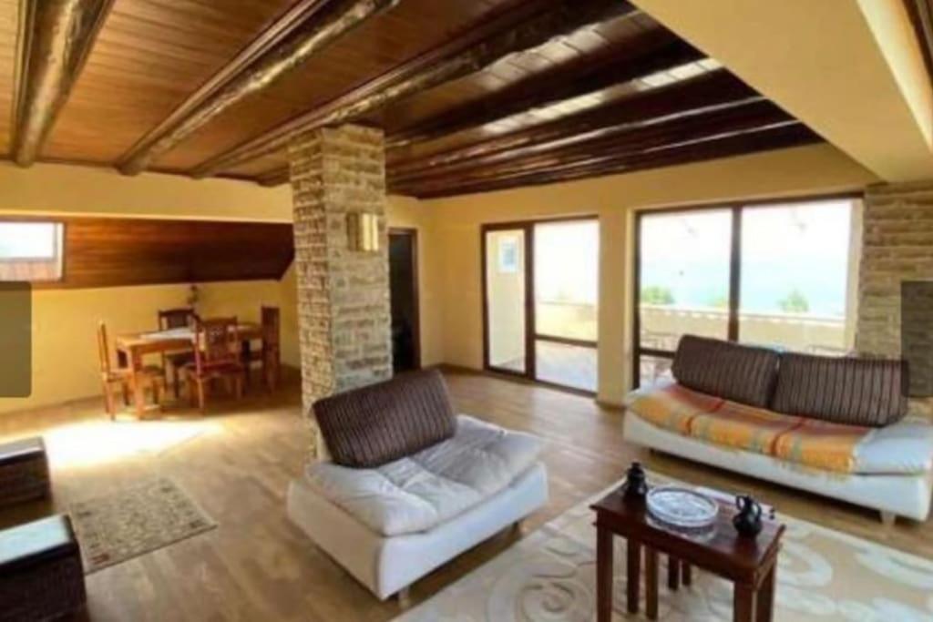 Stella del Lago Family Apartment Deluxe Penthouse - Image 4