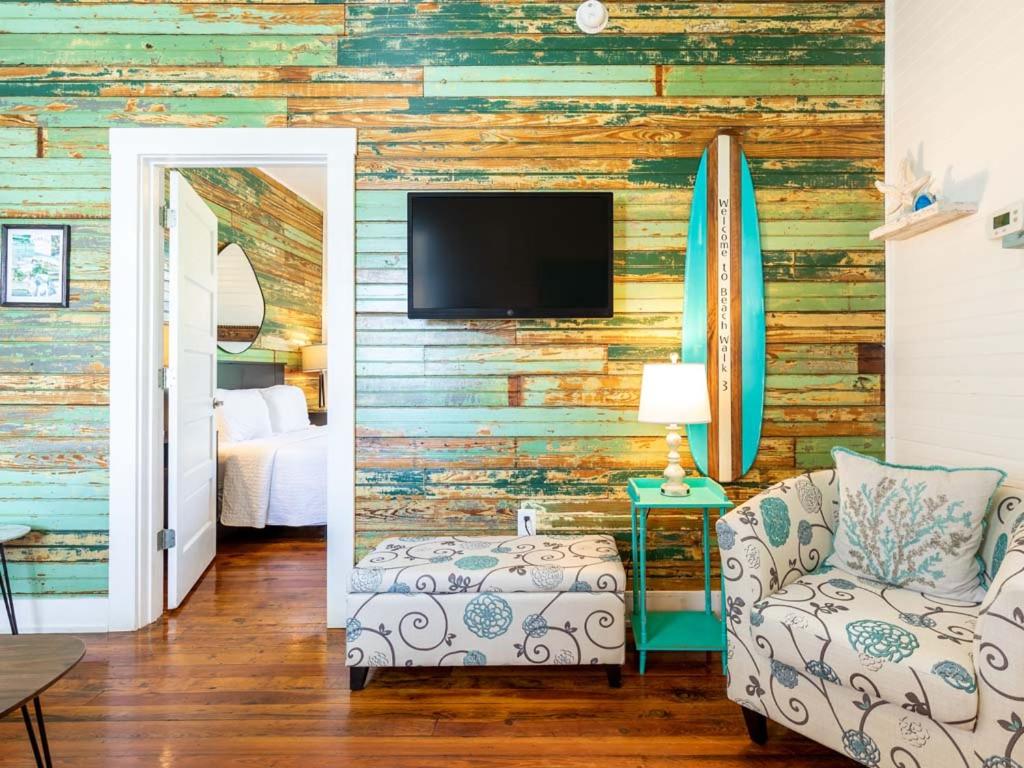 Beachwalk 3 - Housity