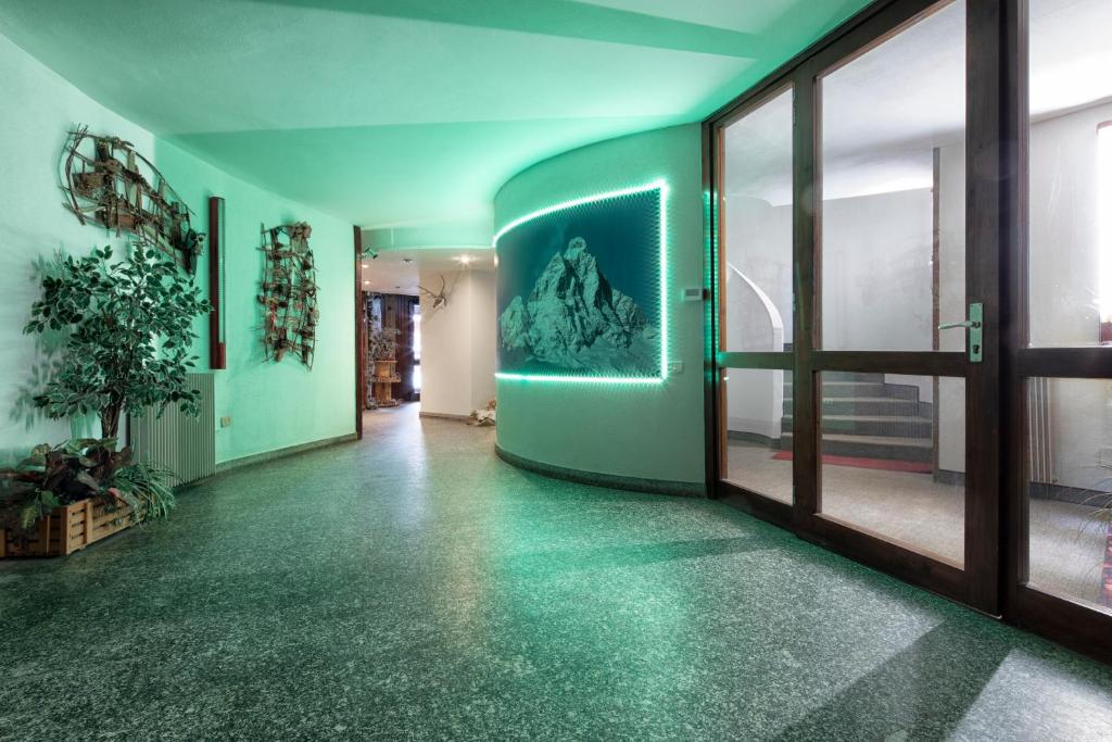 Zdjęcie z galerii obiektu Condominio Escargot w mieście Breuil-Cervinia